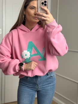 Bluza z kapturem różowa z literką A BAWEŁNA 100 %