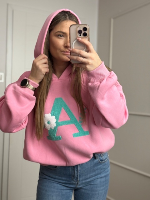 Bluza z kapturem różowa z literką A BAWEŁNA 100 %