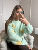 Miękki sweter w serca miętowo żółty